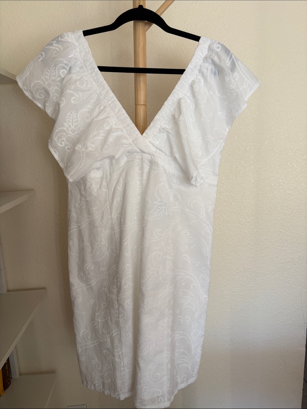 NWT Breezy Cotton White V-Neck Embroidered Summer Dress